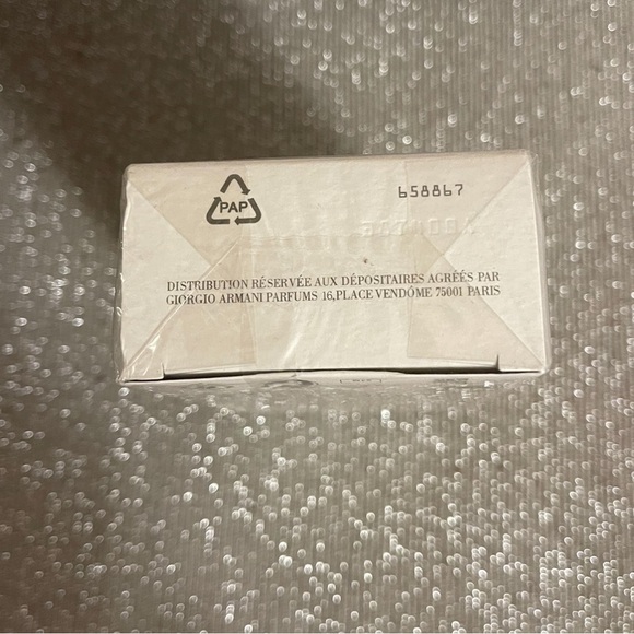 GIORGIO ARMANI FRAGRANCE - Picture 6 of 7